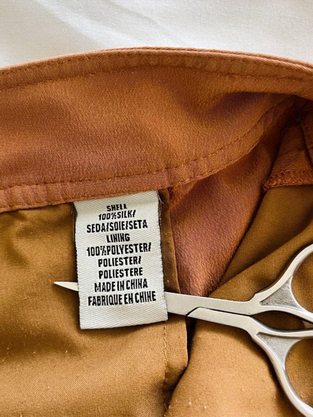 Tibi New York 100% Silk Pleated Front Tailored Shorts Brown / Caramel Size 2 - Picture 6 of 7